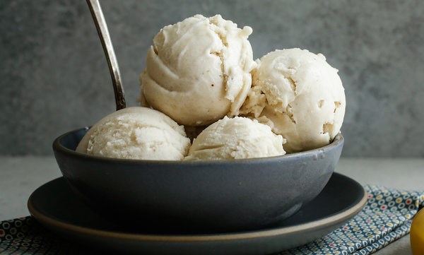 One-ingredient banana ice cream