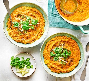 One-pan coconut dhal