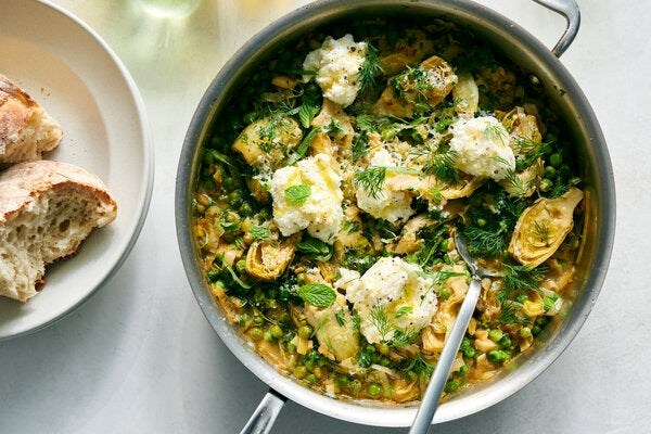 One-pan creamy artichokes and peas