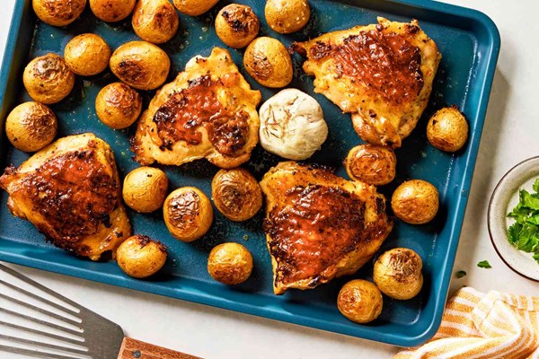 One-pan garlic chicken and potatoes