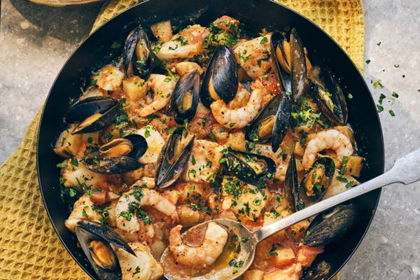 One-pan paprika fish & potato stew