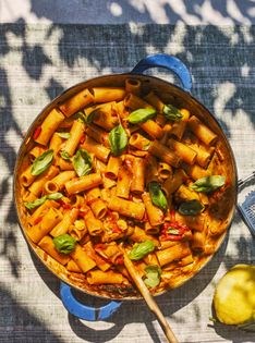 One pan pepper & black olive rigatoni
