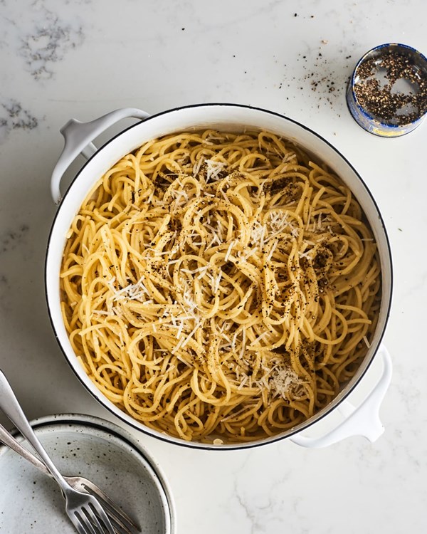 One-pot cacio e pepe