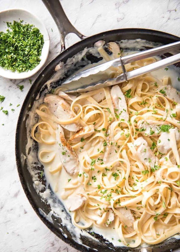 One pot chicken Alfredo pasta