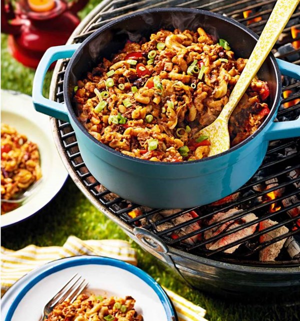 One-pot chilli mac