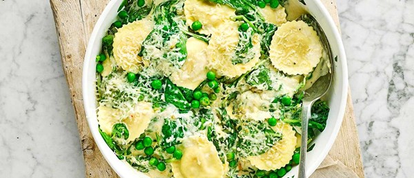 One-pot creamy lemon and spinach ravioli