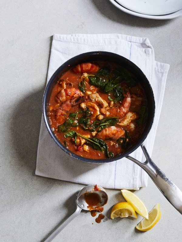 One pot fish, chickpea & spinach stew