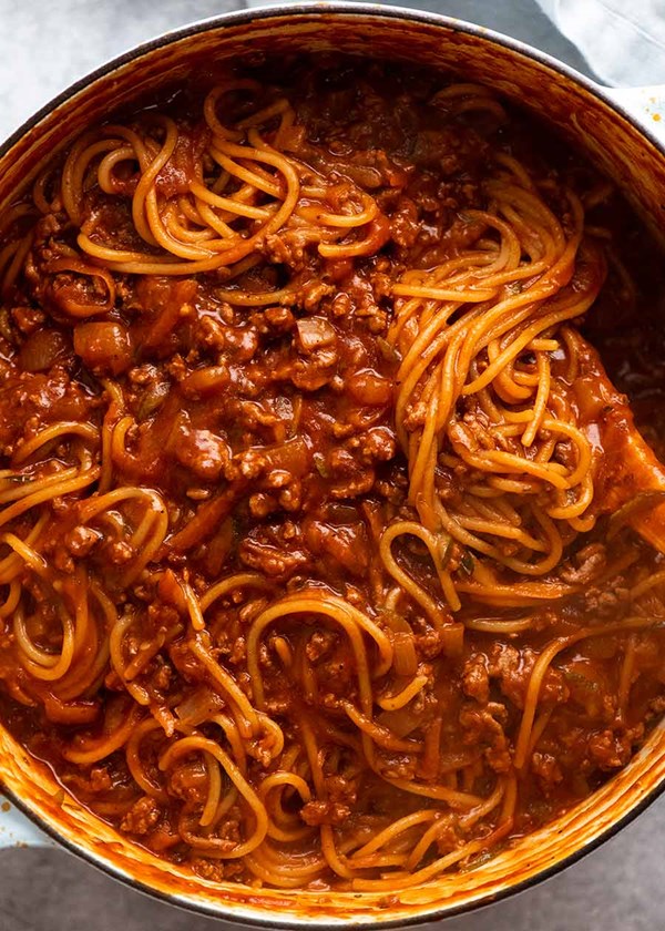 One pot pasta Bolognese