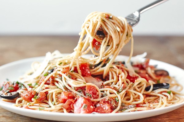 One-pot pasta puttanesca
