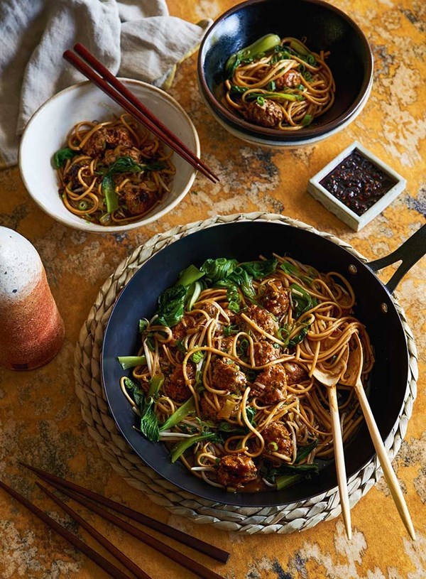 One-pot pork meatball & black bean noodles