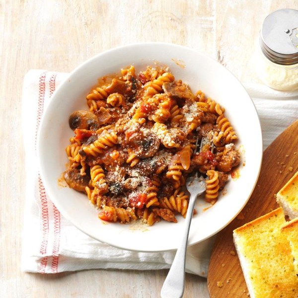 One-pot saucy beef rotini