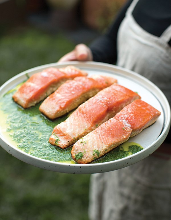 One-side sautéed salmon with chive butter sauce