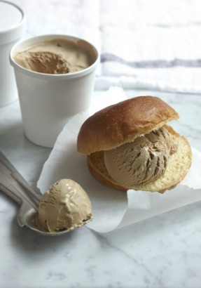 One-step no-churn coffee ice cream