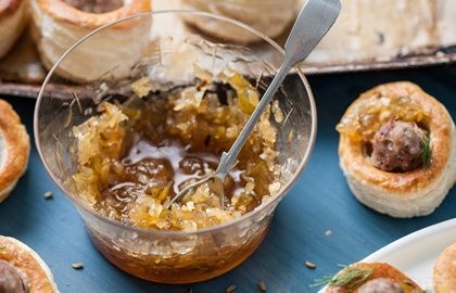 Onion and marmalade chutney