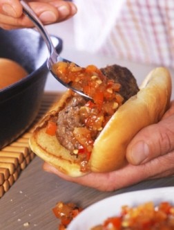 Onion-burger "hot dogs" with sweet chile relish