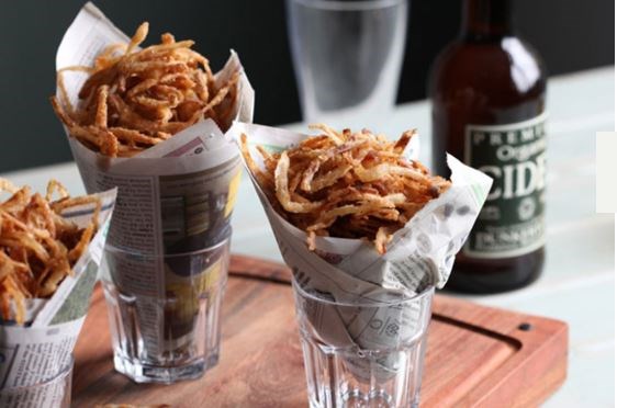 Onion crackles