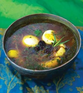 Onion, egg + spinach soup (Eshkeneh-ye Tehrani)