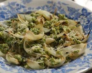 Onion petal spätzle