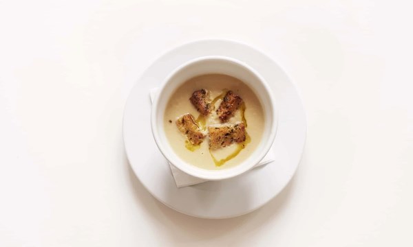 Onion soup with croutons