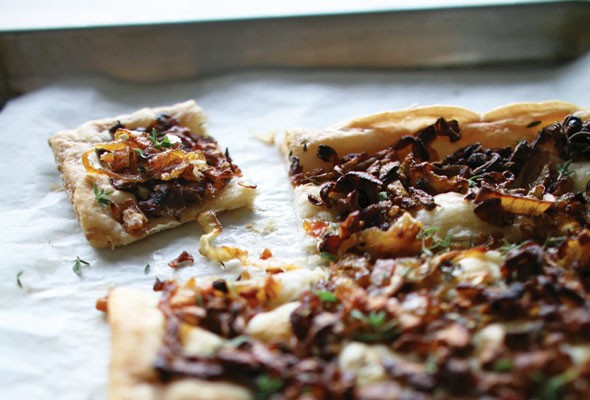 Onion thyme tart