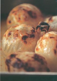 Onions with cheese