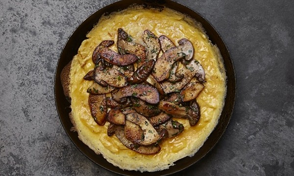 Open cep omelette with thyme and creme fraiche