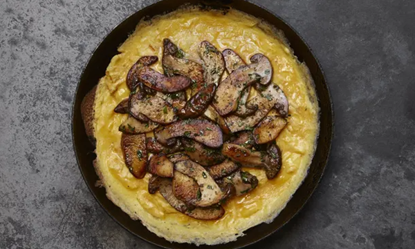 Open cep omelette with thyme and creme fraiche
