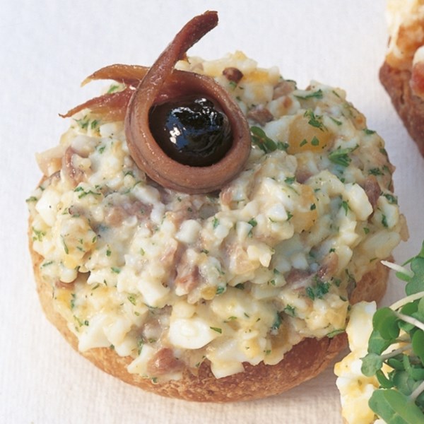Open-faced egg, anchovy and shallot sandwiches