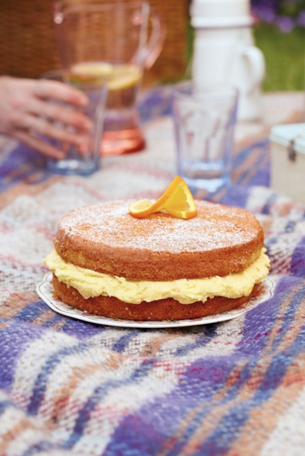 Orange & white chocolate cake