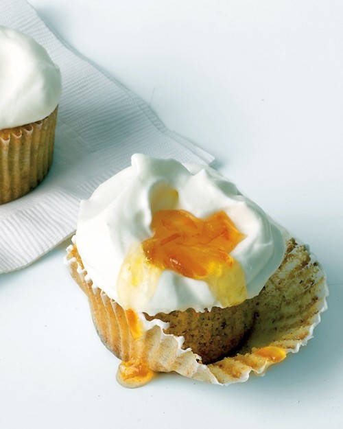 Orange-almond cupcakes