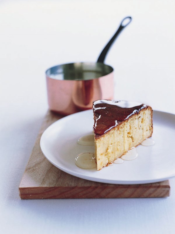 Orange and almond dessert cake