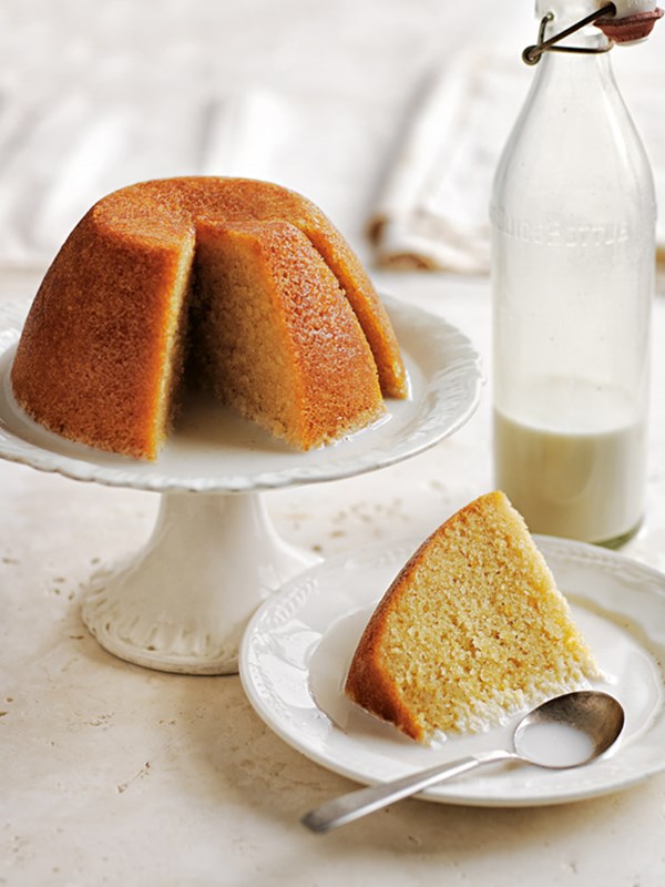 Orange and almond steamed pudding