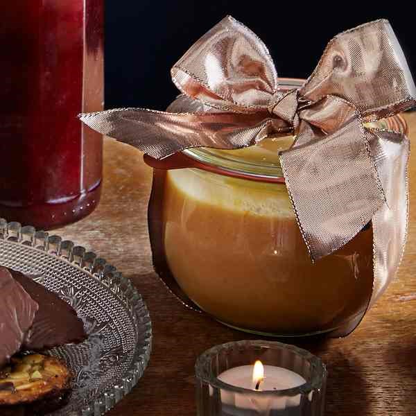 Orange and cranberry curd