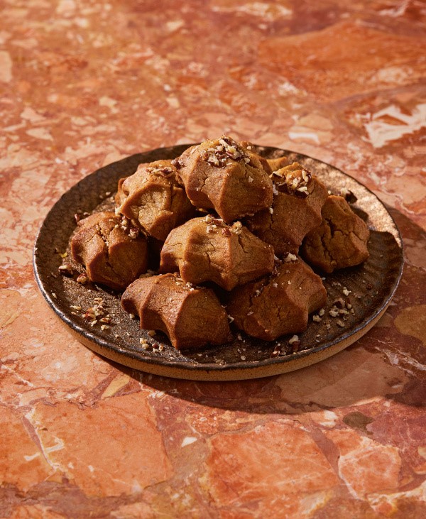Orange and maple spiced biscuits