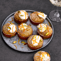 Orange and pistachio financiers