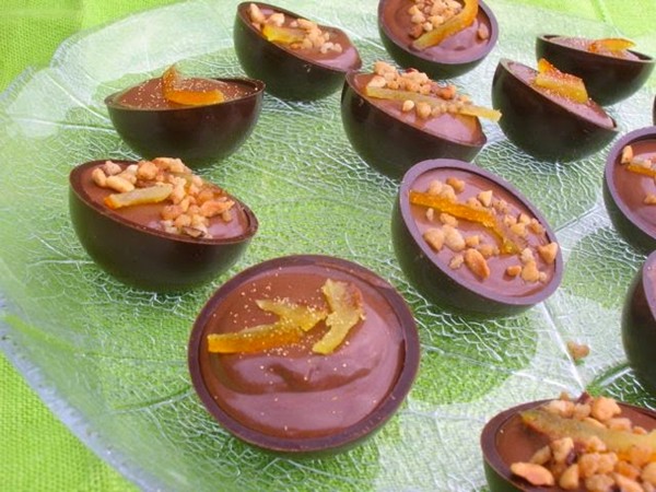Orange and rhubarb chocolate canapés