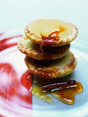Orange brandy syrupy sauce