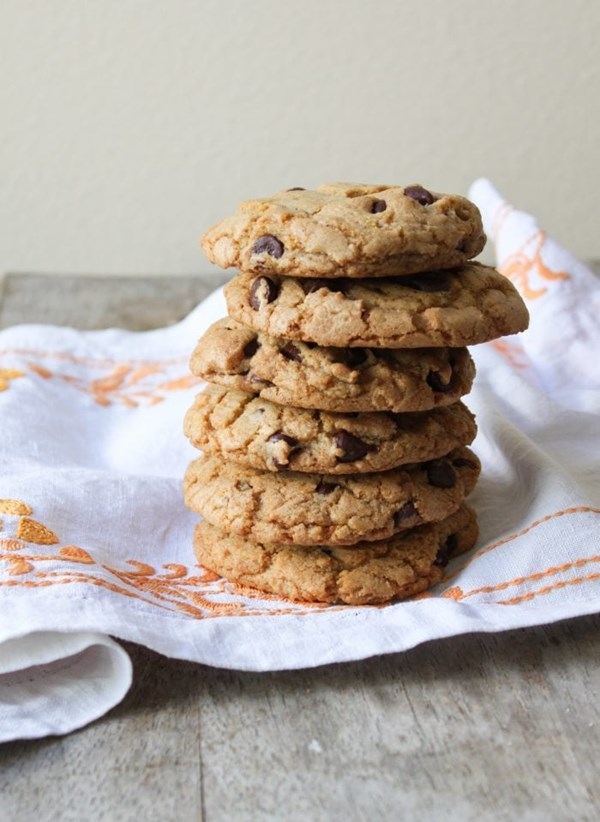Orange cardamom chocolate chip cookies