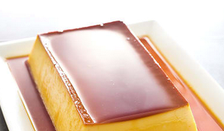 Orange-cardamom Latin flan