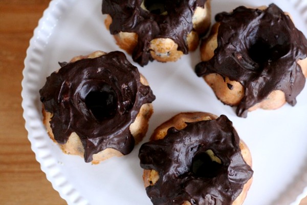 Orange chocolate chunk cakes