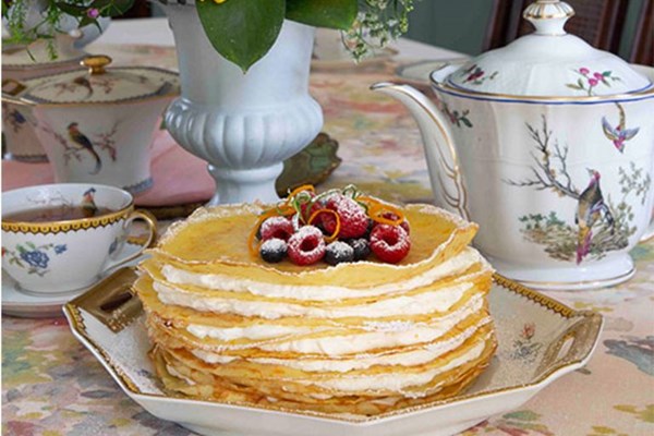 Orange crêpe cake