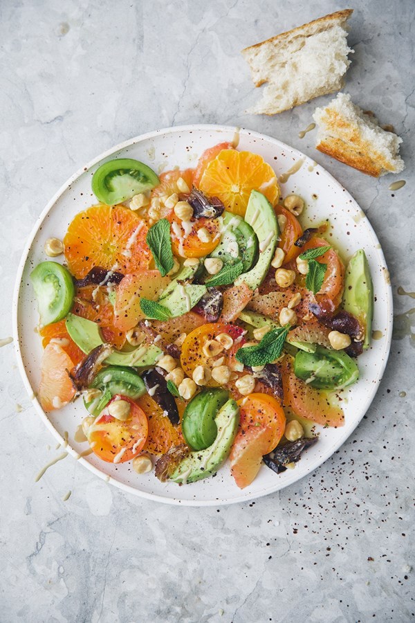 Orange, date & avocado salad
