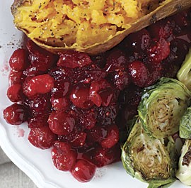 Orange-maple cranberry sauce