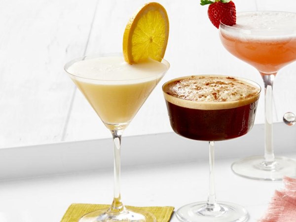 Orange-mint rum fizz