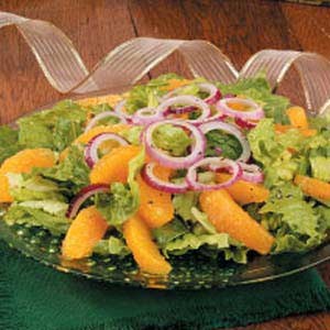 Orange ‘n’ red onion salad