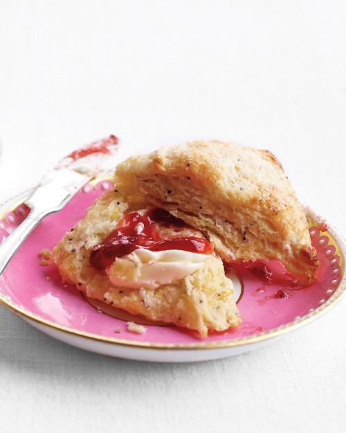 Orange-poppy scones