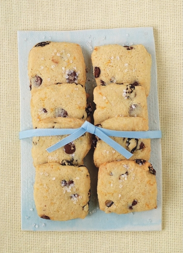 Orange-raisin chocolate chip cookies