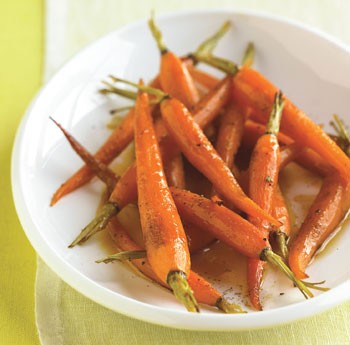 Orange-roasted baby carrots with honey