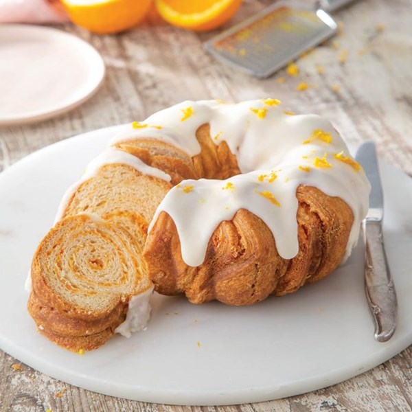 Orange roll bundt