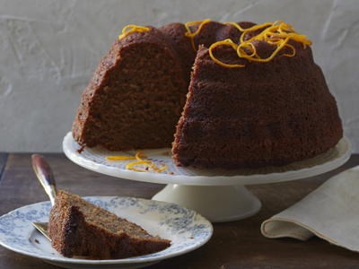 Orange-spiced rye honey cake